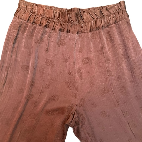 Zara Satin Lounge Pants in the Color Wine Size XS - Picture 3 of 9